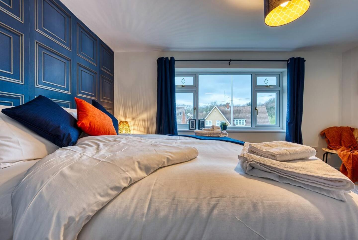 Dudley-5 Beds-Contractors-Parking-Long Stay! Экстерьер фото